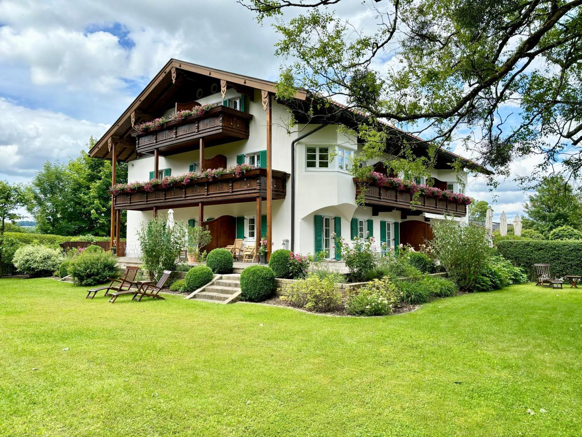 Landhaus Marinella Hotel Garni Bad Wiessee Eksteriør billede