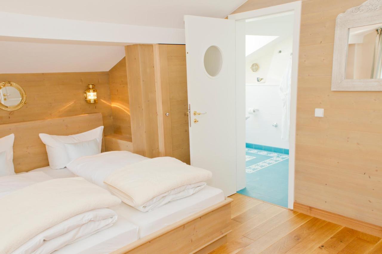 Landhaus Marinella Hotel Garni Bad Wiessee Værelse billede