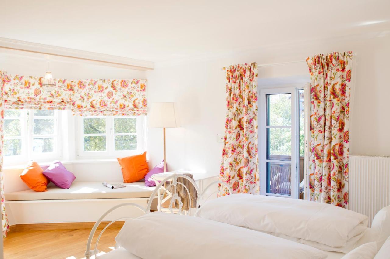 Landhaus Marinella Hotel Garni Bad Wiessee Værelse billede